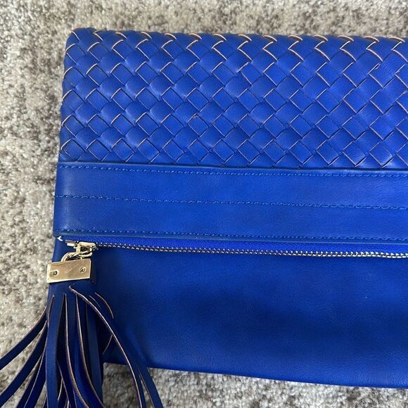 Urban Expressions Clutch/Crossnody Bag - Picture 3 of 9